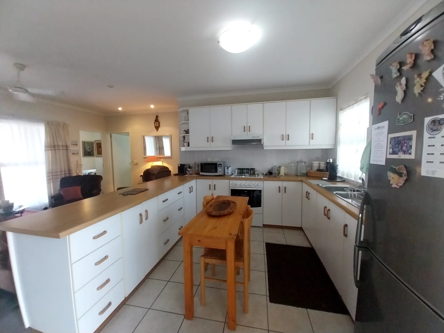 2 Bedroom Property for Sale in Langerug Western Cape